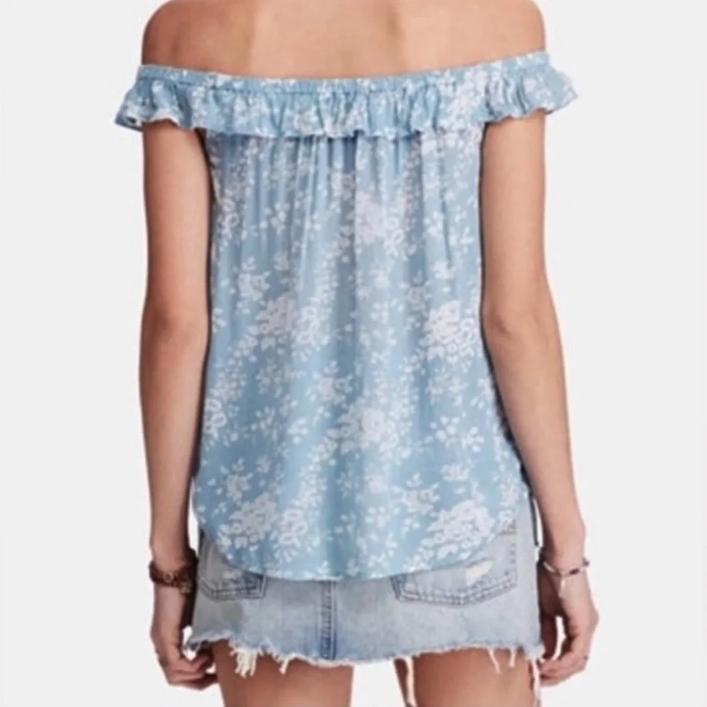 RL Denim&Supply Floral Off-The-Shoulder Flounce Top - Picture 2 of 8